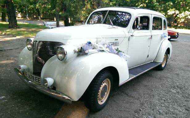 Chevrolet Master Deluxe 1939 года (белый)