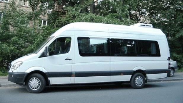 Mercedes-Benz Sprinter(белый)