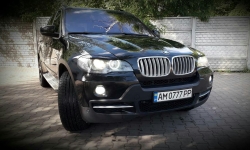 BMW X5 (черная)