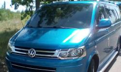 Volkswagen Caravelle (голубой)