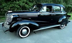 Ретро авто Chevrolet Master Deluxe 1938 года