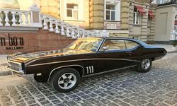 Ретро авто Buick Skylark Custom