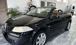 Кабриолет Renault Megane черный