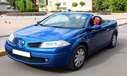 Кабриолет Renault Megane синий