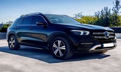 Bнедорожник Mercedes GLE 300d черный