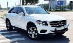 Внедорожник Mercedes GLC 300 белый