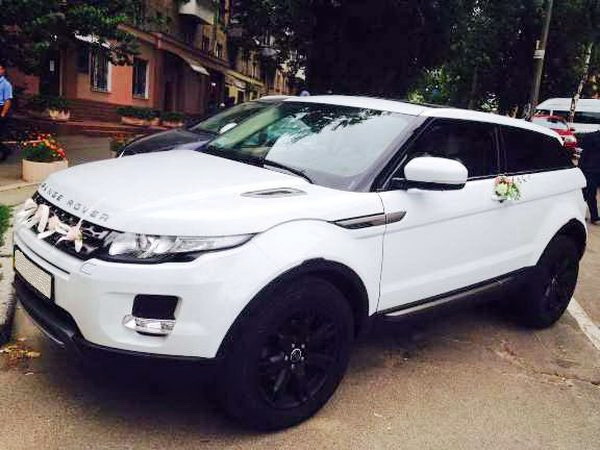 Внедорожник Range Rover Evoque Coupe белый