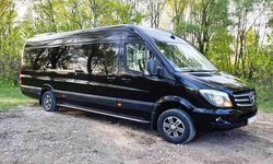 Микроавтобус Mercedes Sprinter черный