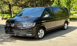 Volkswagen Multivan (черный)