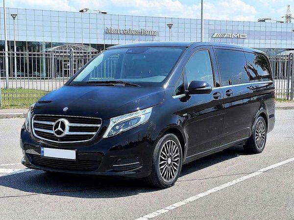 Микроавтобус Mercedes V класс 2018 черный на свадьбу