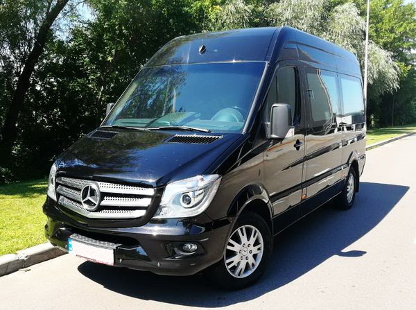 Микроавтобус Mercedes Sprinter черный VIP 8 мест черный на свадьбу трансфер