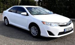 Toyota Camry V50 New (белая)