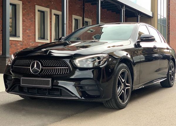 Аренда авто Mercedes Benz E-class EQ W213 E220d черный на свадьбу