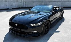 Кабриолет Ford Mustang GT черный на прокат в Киеве