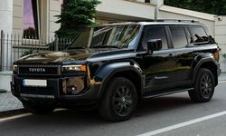 Прокат внедорожника Toyota Land Cruiser Prado 250 без водителя на свадьбу