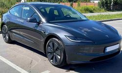 Авто на свадьбу Tesla Model 3 cерая с водителем