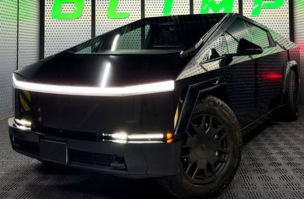 Tesla Cybertruck черный прокат без водителя на фотосессию съемки 