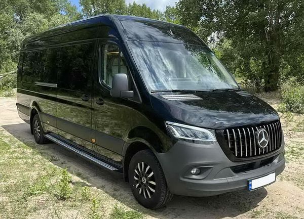 Mercedes-Benz Sprinter Vip класса для трансфера в Краков Варшава Кишинев