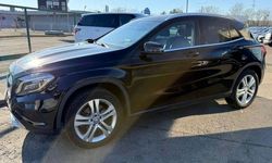 Внедорожник Mercedes-Benz GLA 250 на свадьбу в Киеве